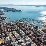 Mariva Luxury Апартаменты *