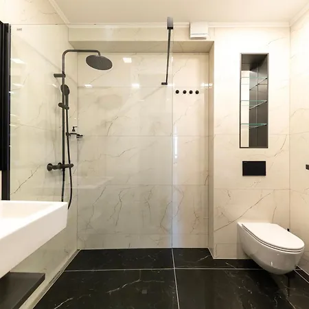 Mariva Luxury Apartment